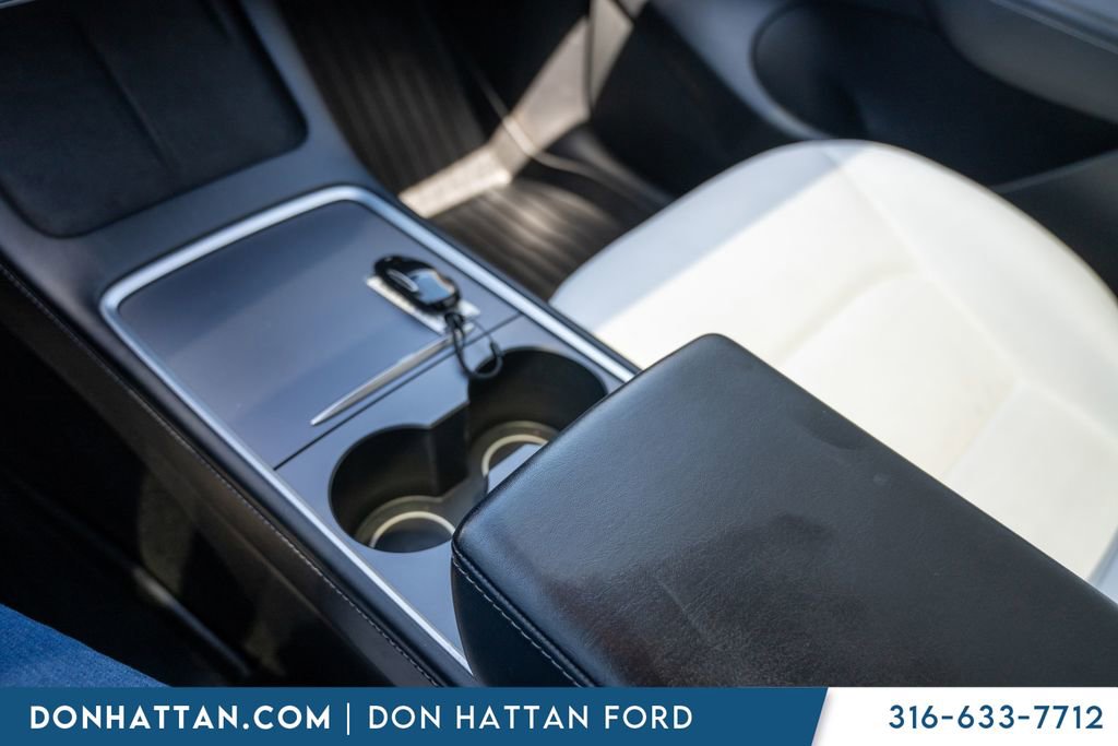 Used 2021 Tesla Model Y Long Range AWD/4WD image 9