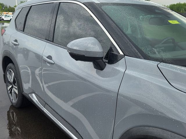 Used 2021 Nissan Rogue SL w/ Premium Package FWD image 6
