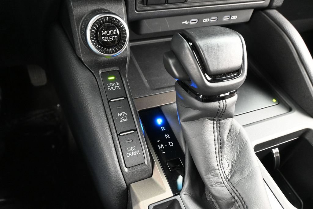 Used 2025 Toyota Land Cruiser w/ Premium Package AWD/4WD image 25