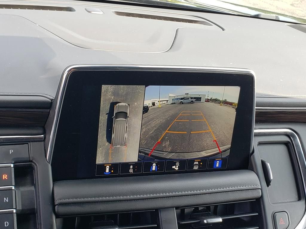 Used 2022 Chevrolet Tahoe LT w/ LT Signature Package image 31