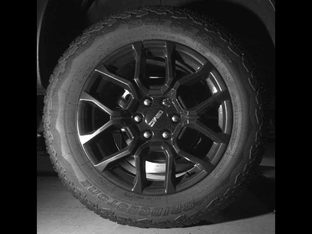 Used 2026 GMC Canyon Denali w/ LPO, Denali Black Edition AWD/4WD image 15
