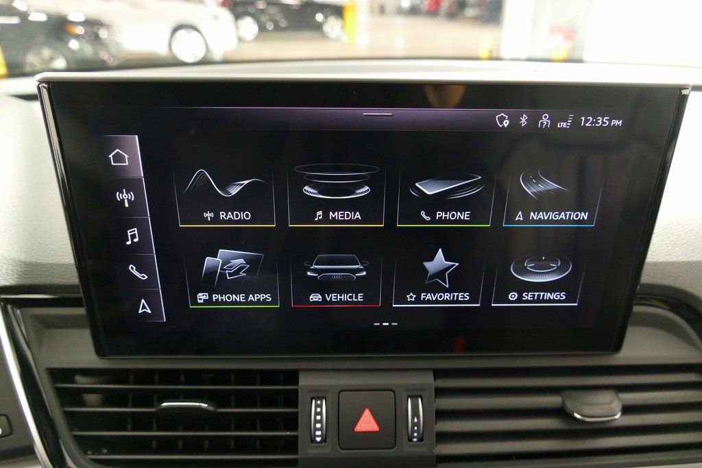 Used 2025 Audi Q5 2.0T Premium image 19