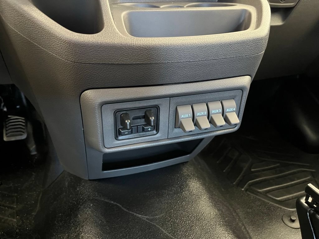 New 2026 Ford Transit 150 Low Roof AWD w/ Upfitter Package image 20