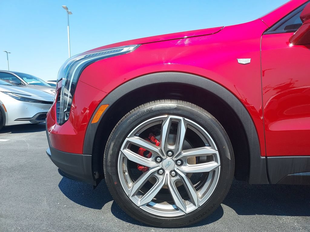 Used 2021 Cadillac XT4 Sport w/ Sun And Sound Package AWD/4WD image 16