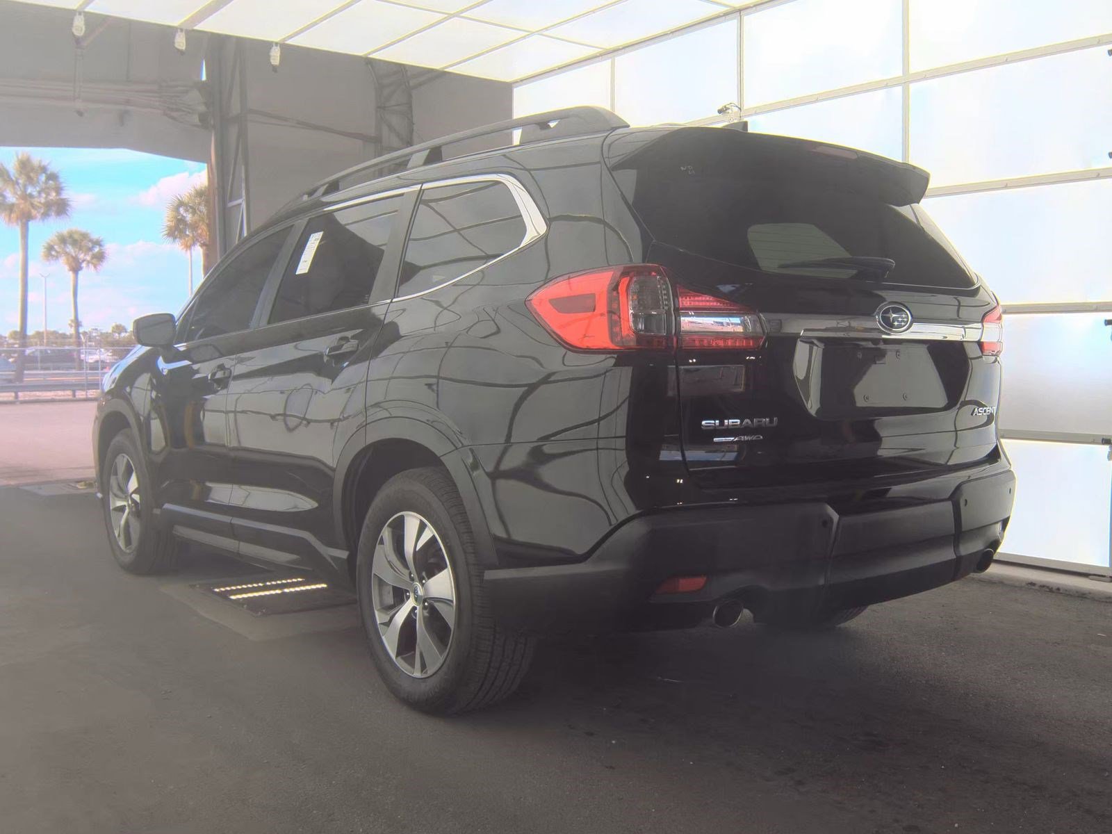 Used 2022 Subaru Ascent Premium AWD/4WD image 11