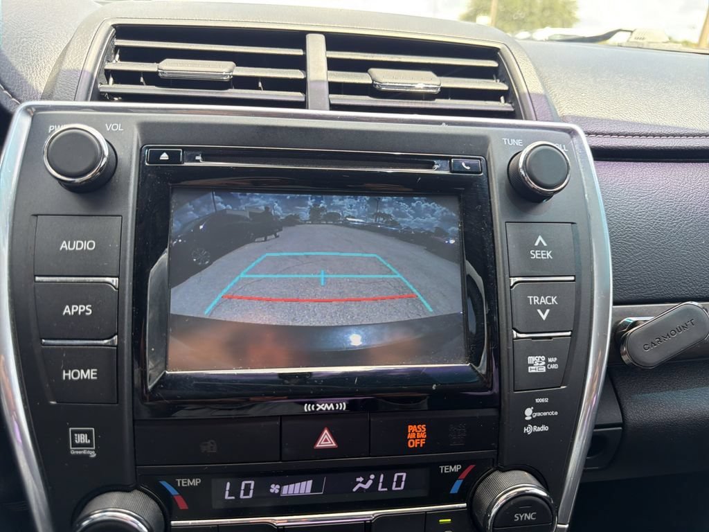 Used 2017 Toyota Camry XLE w/ Moonroof Package FWD image 23