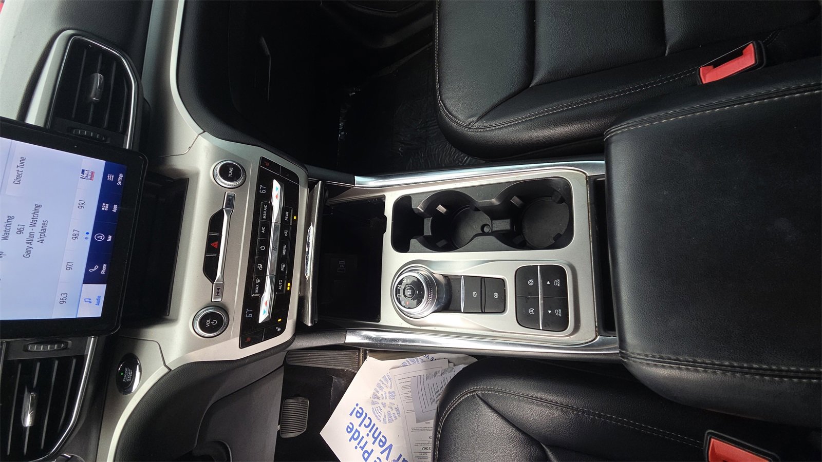 Used 2020 Ford Explorer XLT w/ Equipment Group 202A image 31