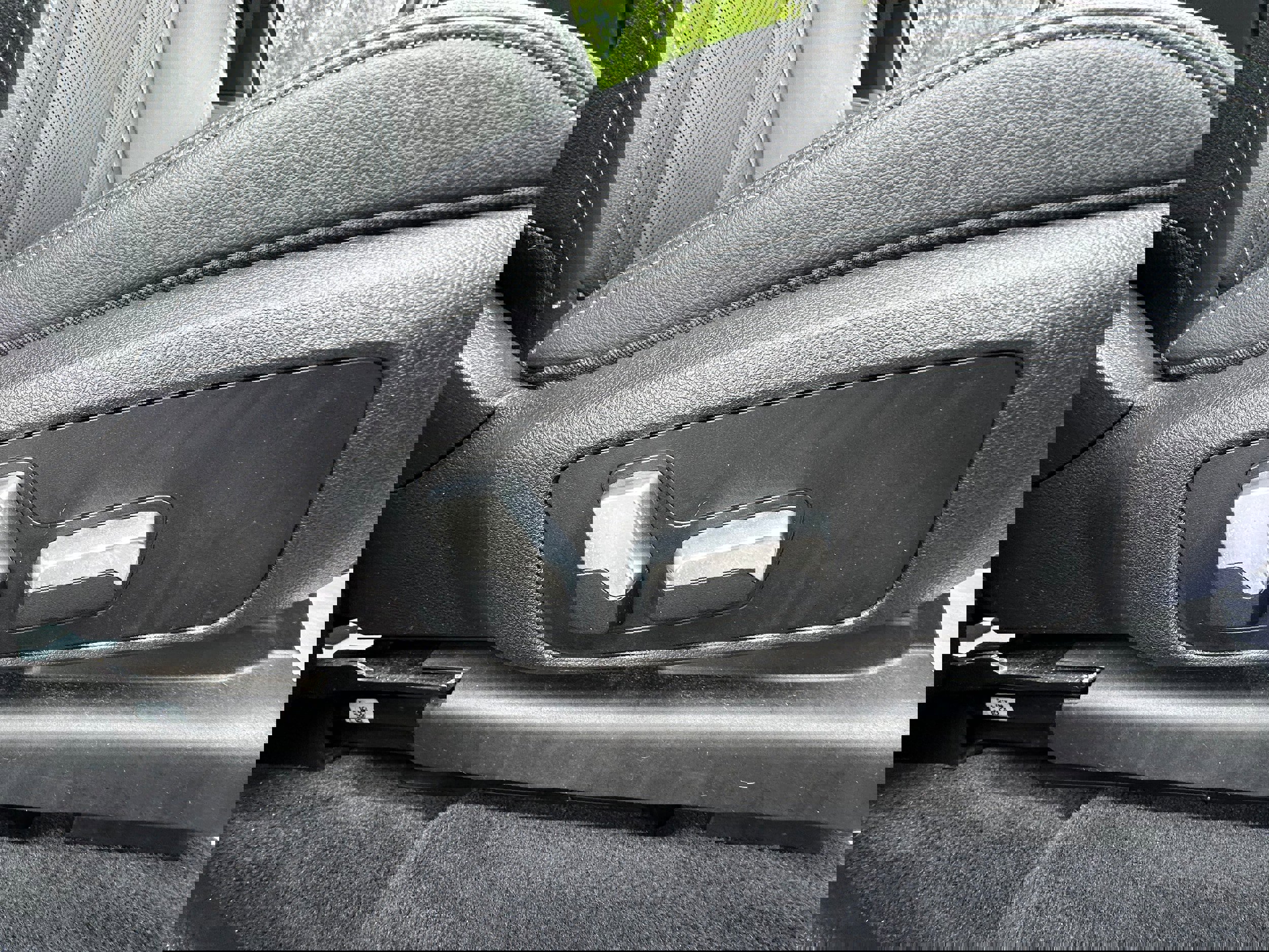 Used 2023 BMW X3 xDrive30i w/ Convenience Package image 21