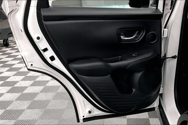 Used 2025 Acura ADX FWD image 23