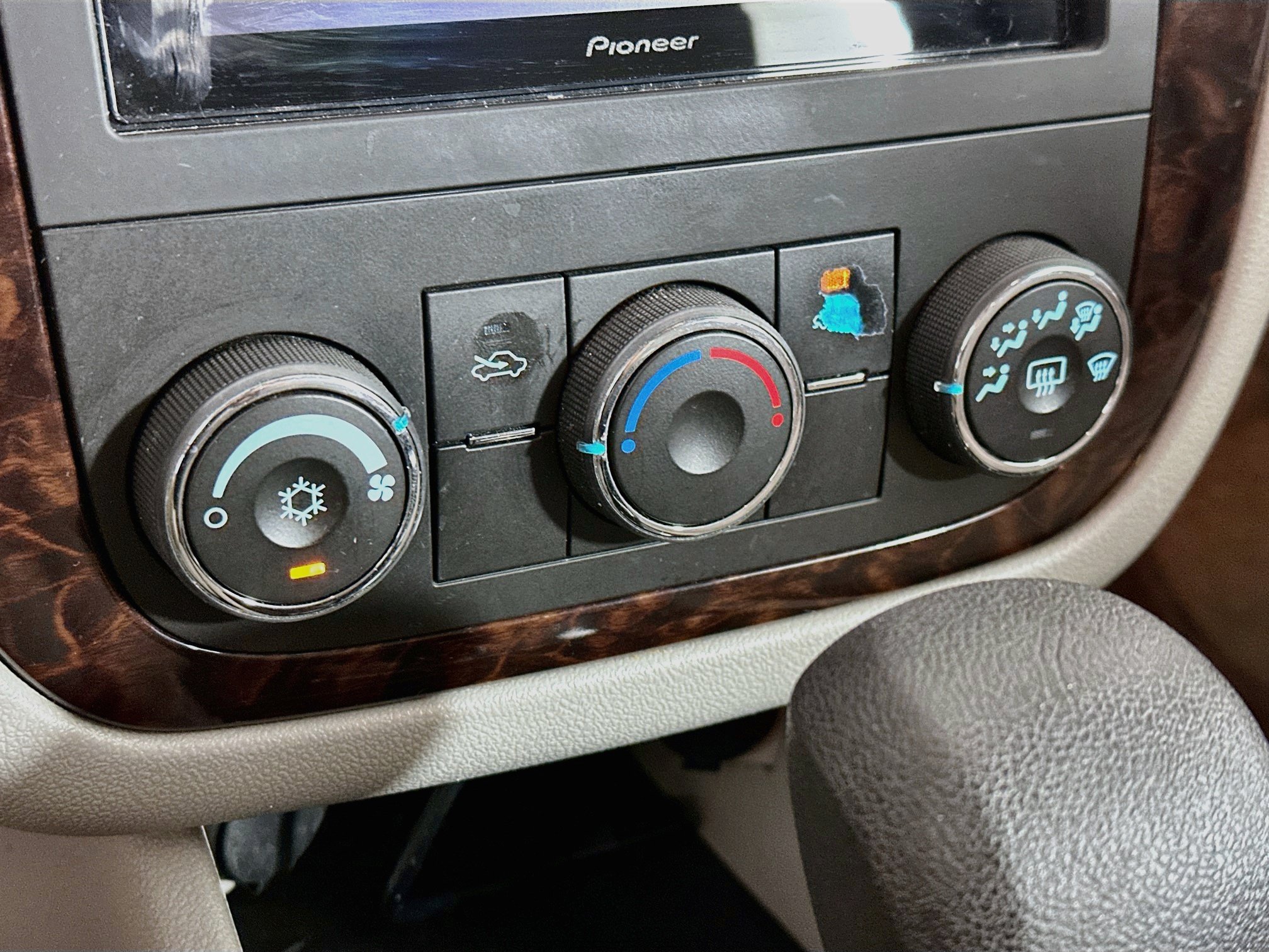 Used 2012 Chevrolet Impala LS FWD image 23