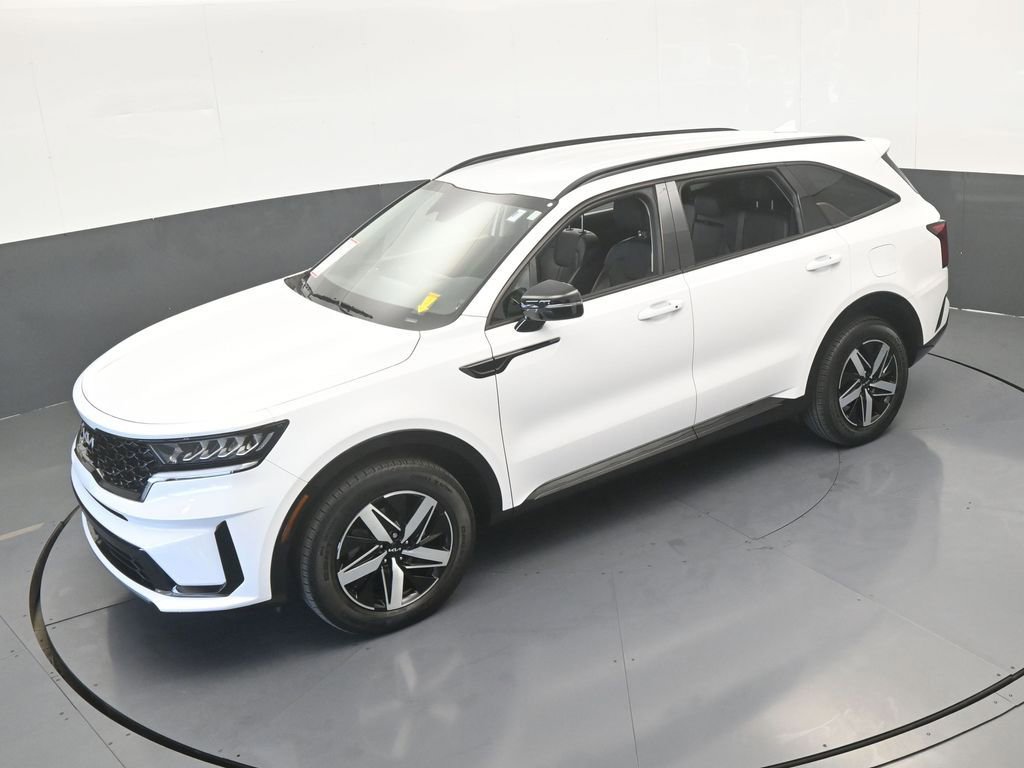 Used 2023 Kia Sorento S image 51