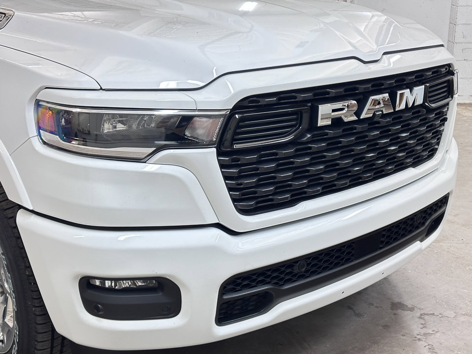 New 2026 RAM 1500 Big Horn AWD/4WD image 13