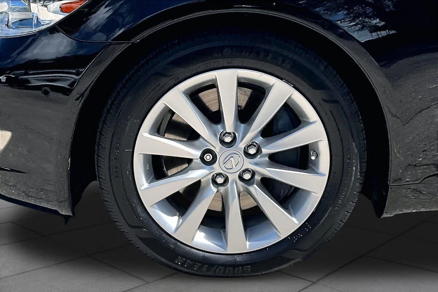 Used 2012 Lexus LS 460 AWD w/ Luxury Value Edition image 10