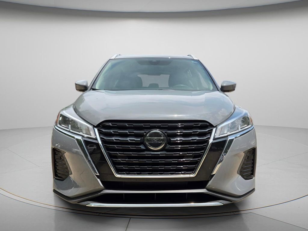 Used 2021 Nissan Kicks SV FWD image 9
