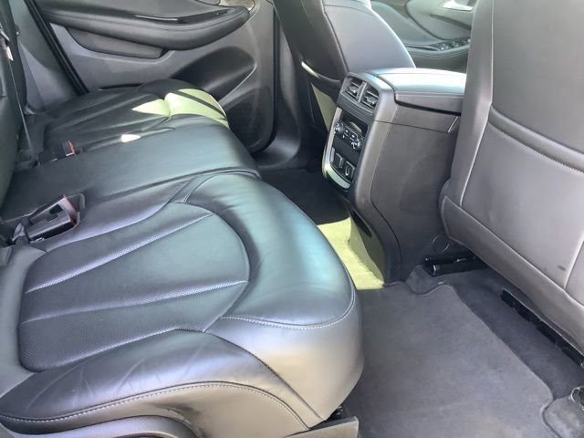 Used 2019 Buick Envision Essence AWD/4WD image 25