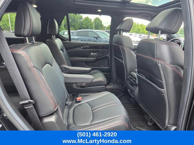Certified 2025 Honda Pilot TrailSport image 19