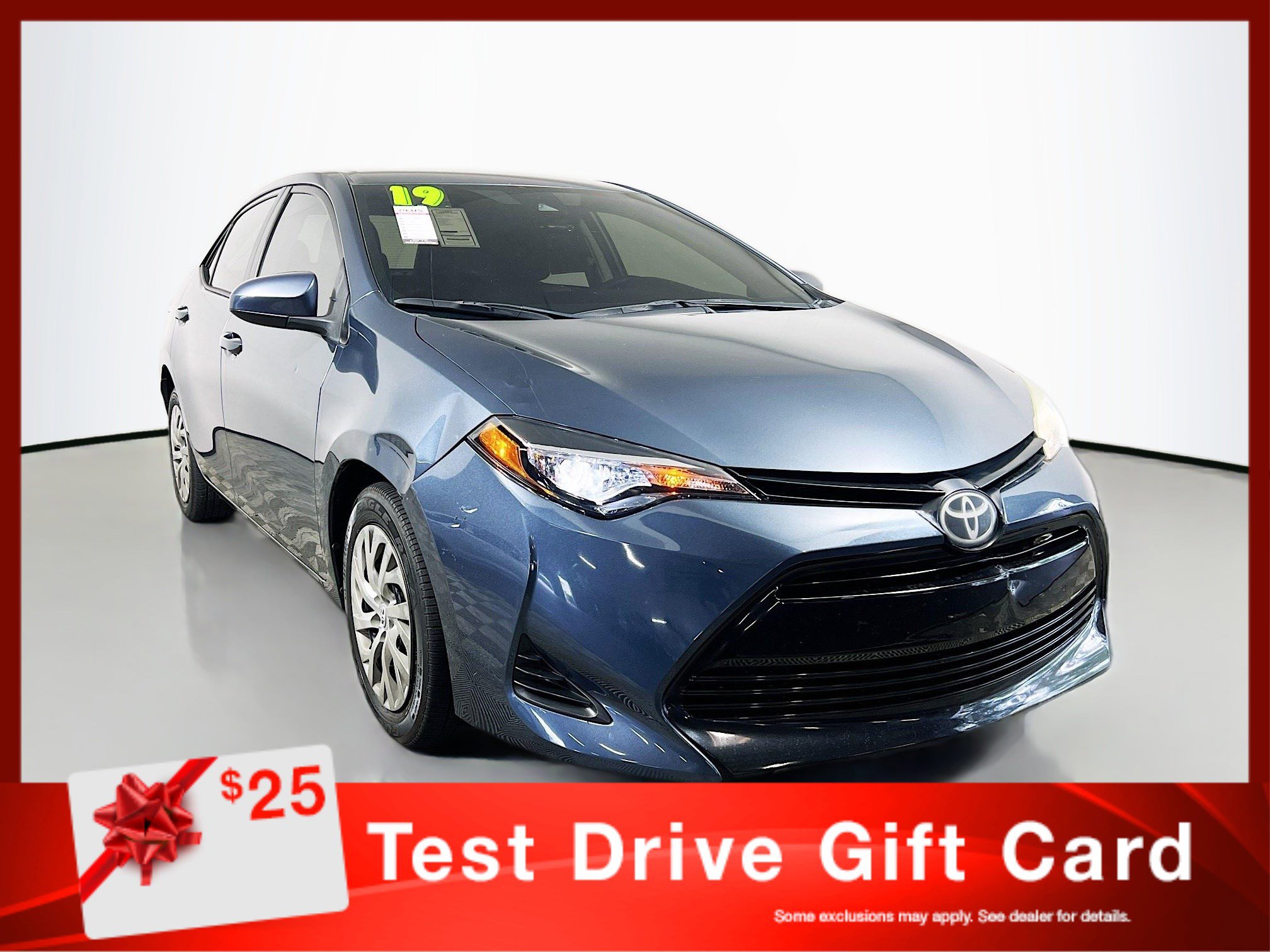 Used 2019 Toyota Corolla LE FWD image 1