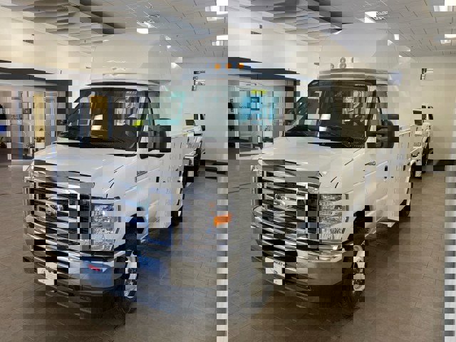 New 2025 Ford E-350 and Econoline 350 Super Duty w/ Power Equipment Group image 4