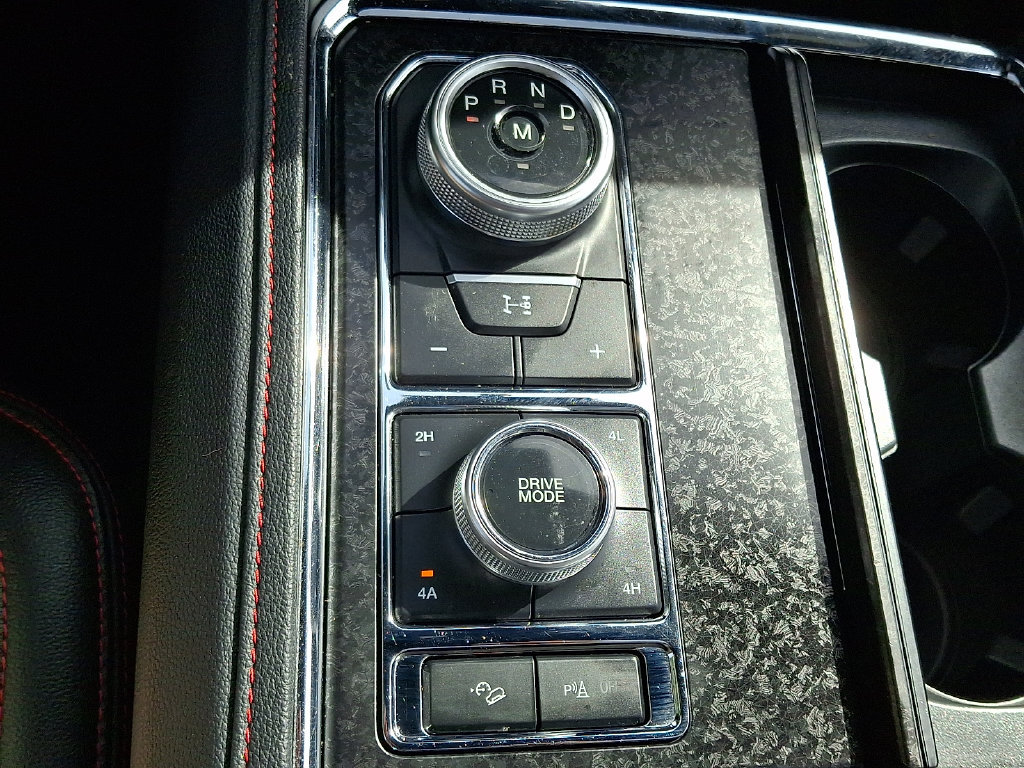 Used 2023 Ford Expedition Limited AWD/4WD image 17