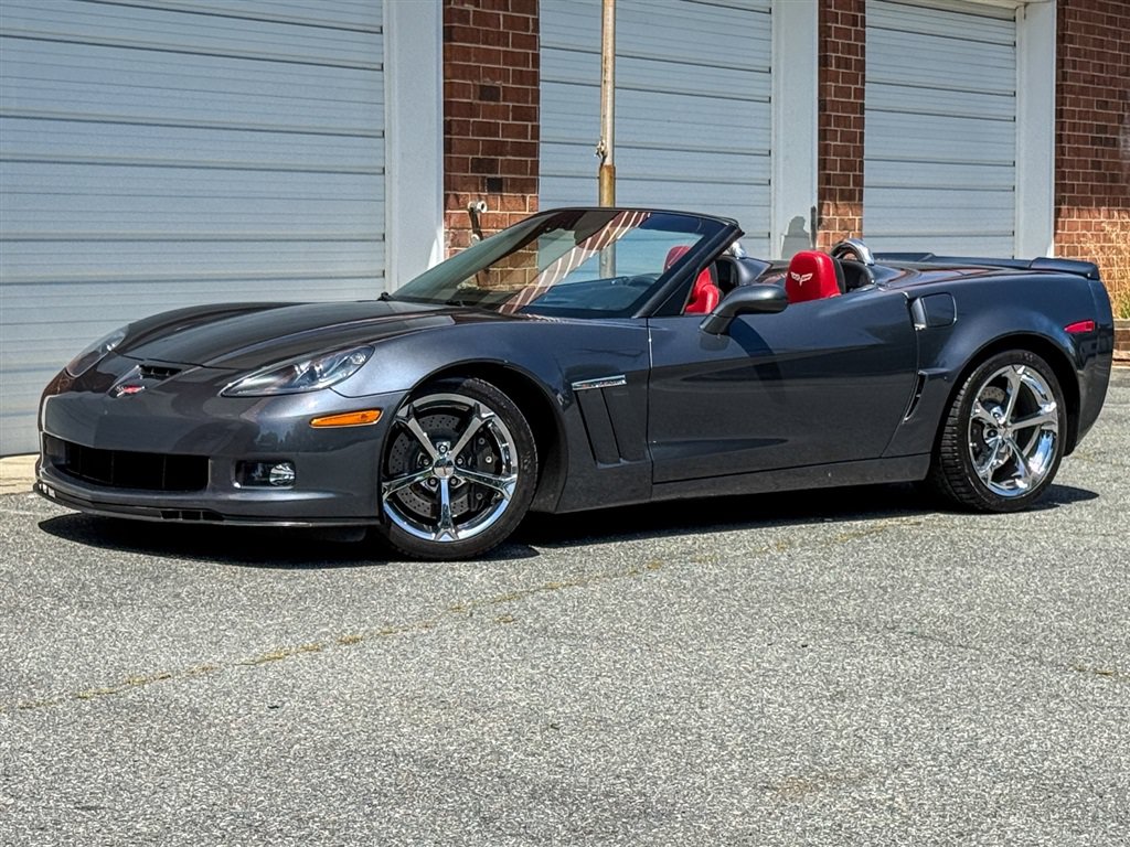 Used 2012 Chevrolet Corvette Grand Sport w/ 3LT Preferred Equipment Group RWD image 12