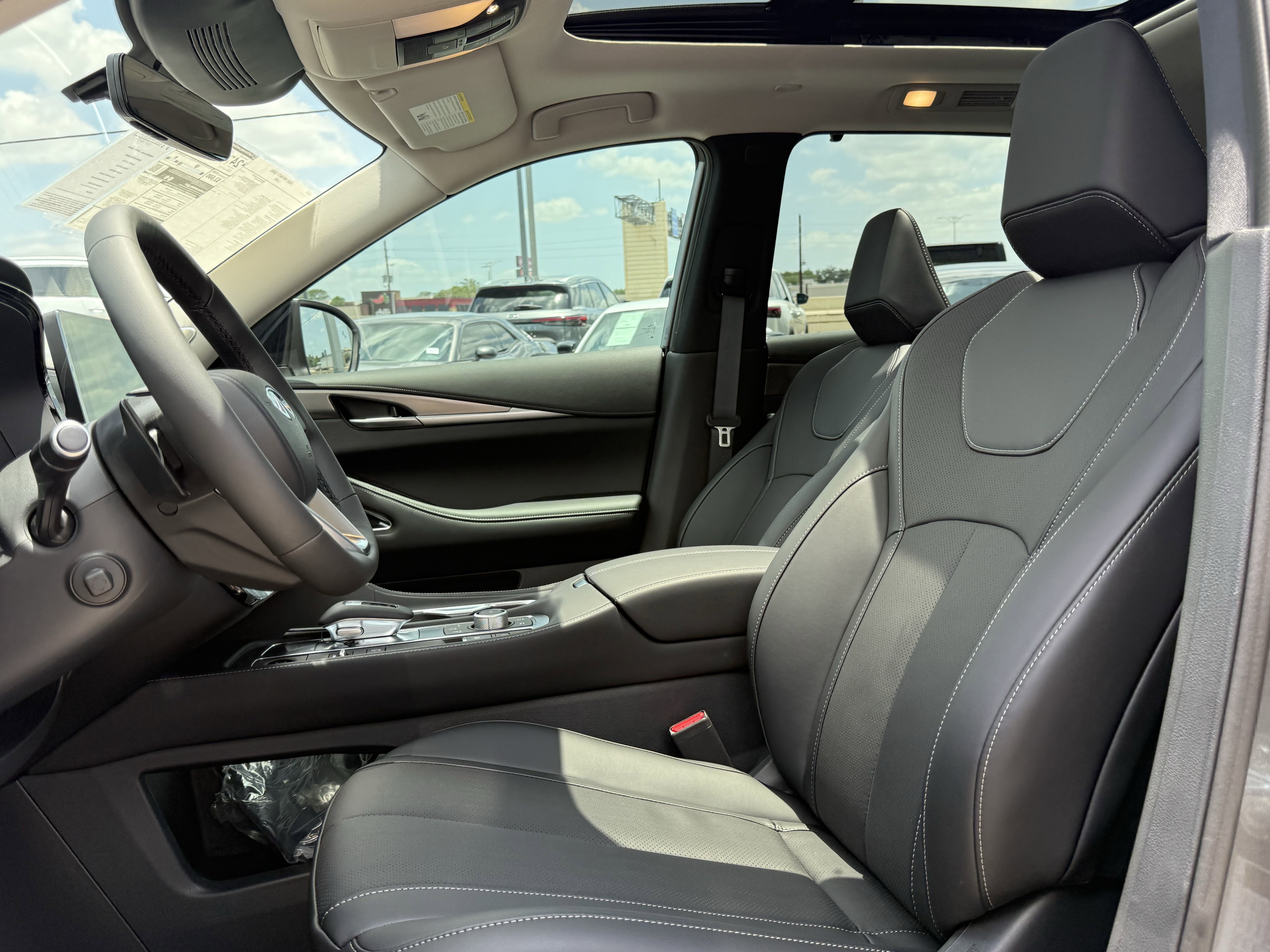 Certified 2026 INFINITI QX60 Luxe w/ Cargo Package image 14