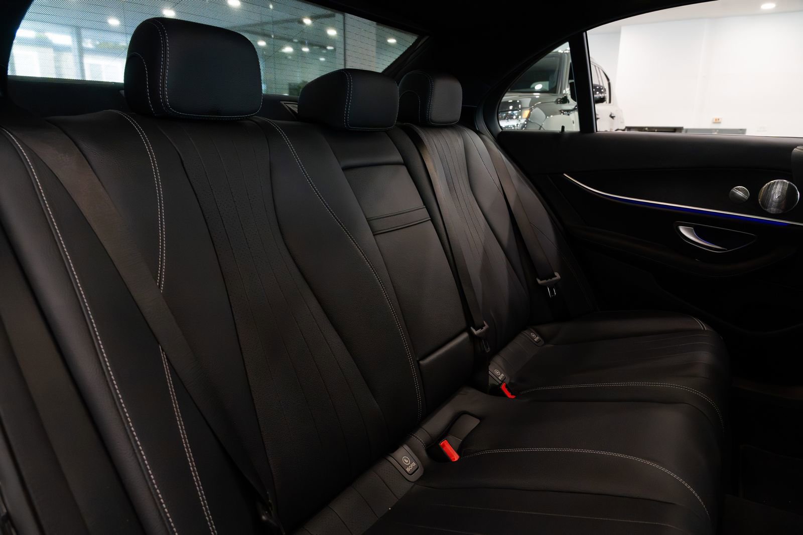 Used 2021 Mercedes-Benz E 350 4MATIC Sedan image 21