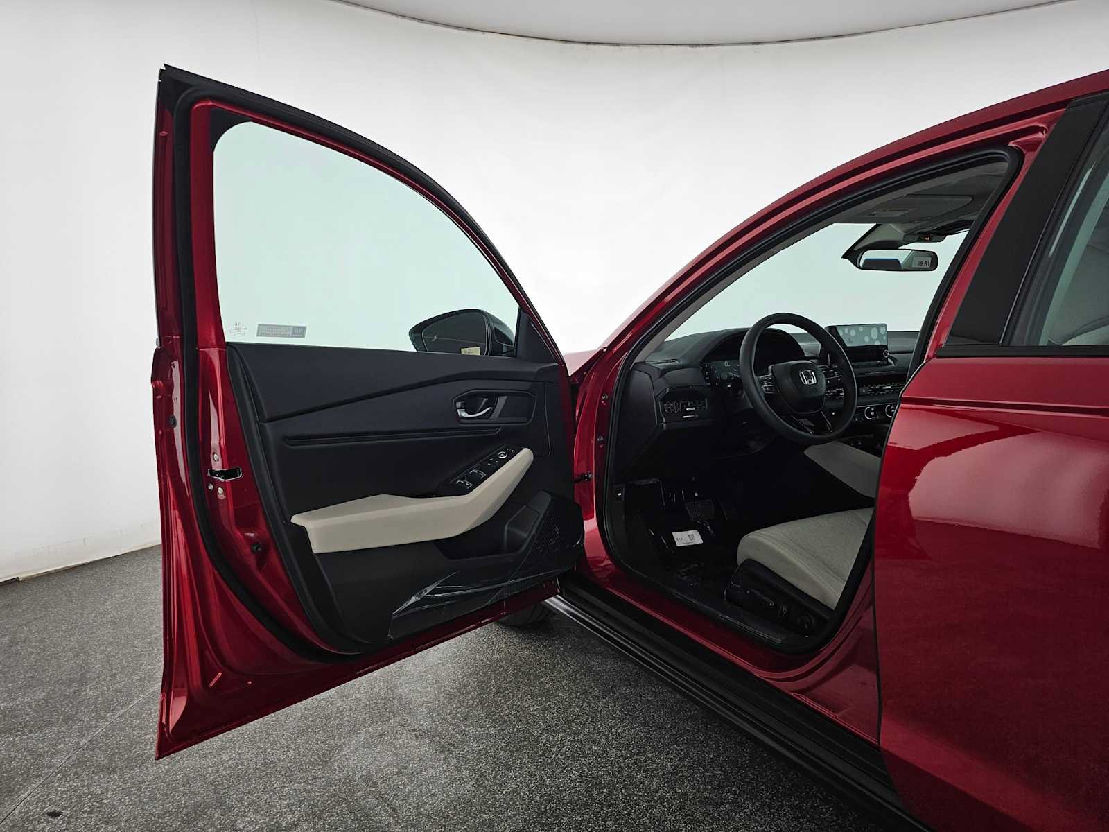 Used 2025 Honda Accord SE image 19