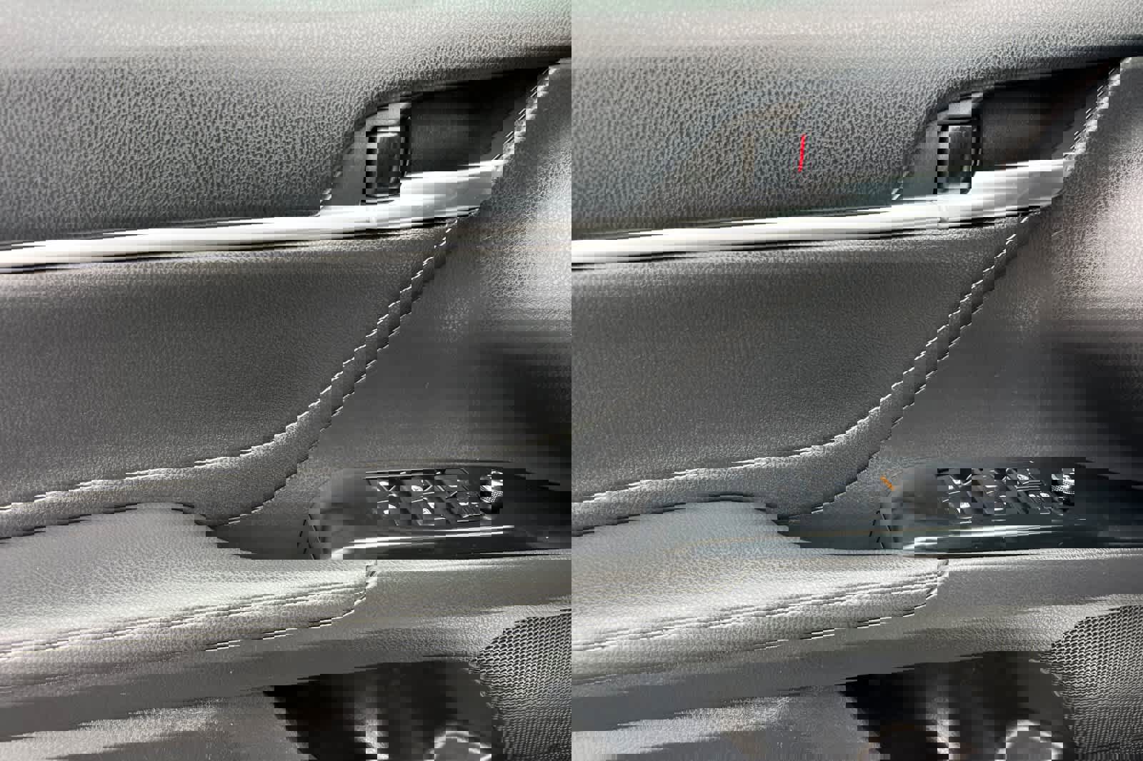 Used 2018 Toyota Camry XSE w/ Audio Package image 12