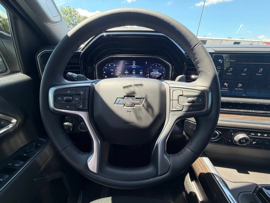 Used 2023 Chevrolet Silverado 1500 RST AWD/4WD image 9