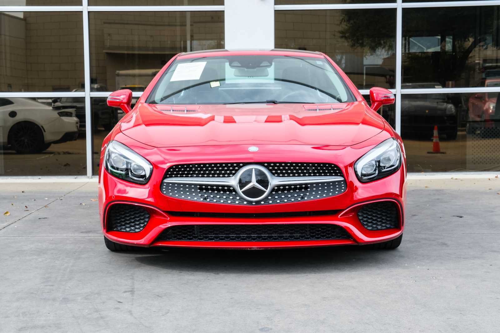 Used 2017 Mercedes-Benz SL 450 image 2