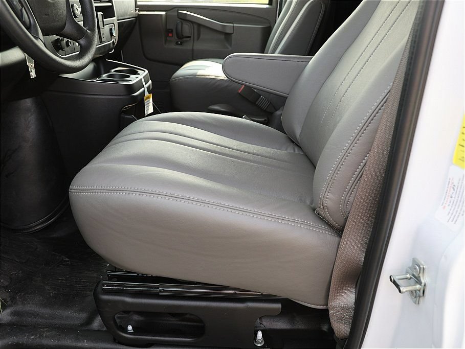 New 2025 Chevrolet Express 2500 w/ Communications Package RWD image 25