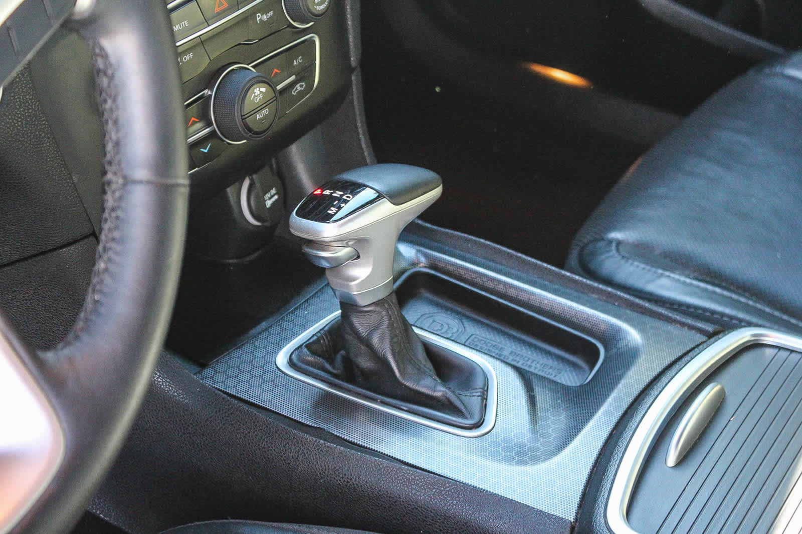 Used 2017 Dodge Charger SXT w/ Plus Group image 20