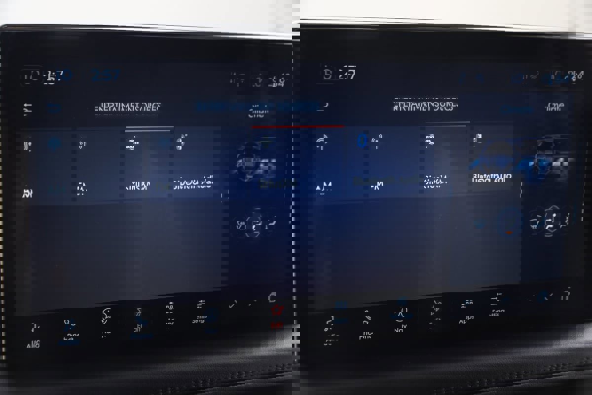 Used 2021 Lincoln Nautilus FWD w/ Equipment Group 101A image 29