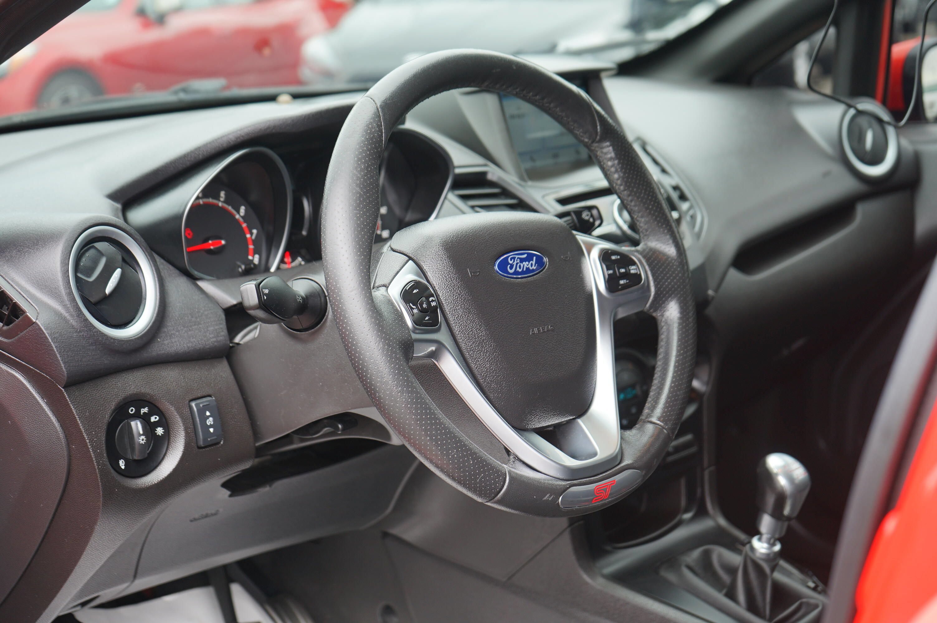Used 2016 Ford Fiesta ST FWD image 12
