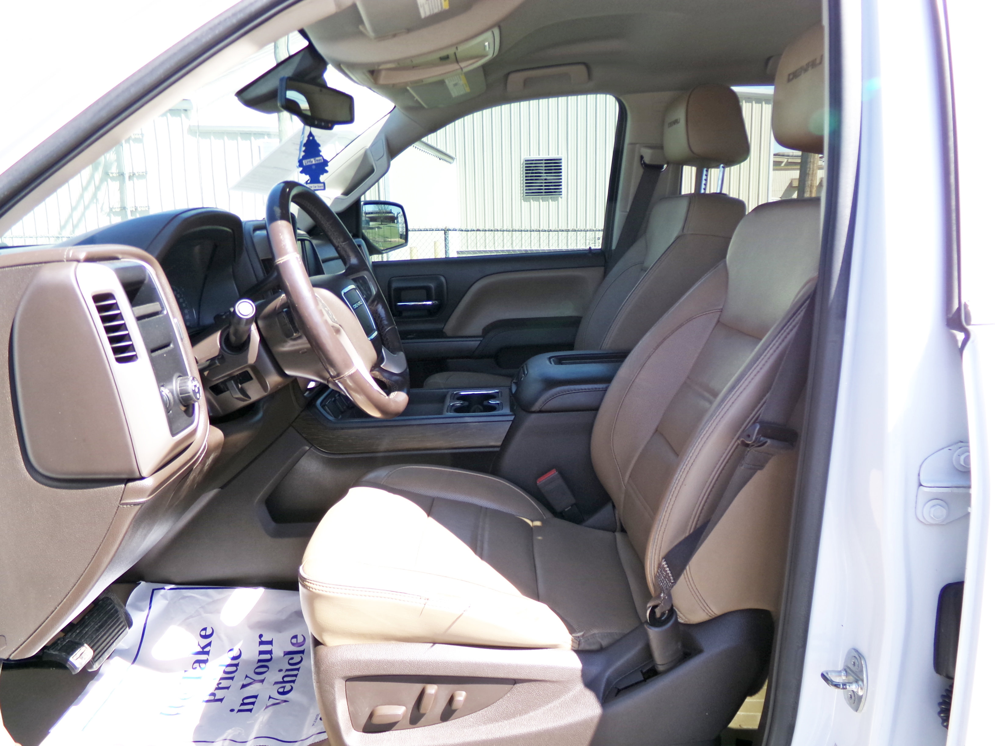 Used 2017 GMC Sierra 1500 Denali image 8