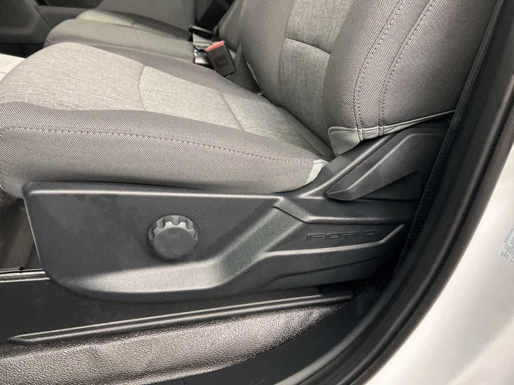 New 2026 Ford F550 4x4 Regular Cab Super Duty image 22