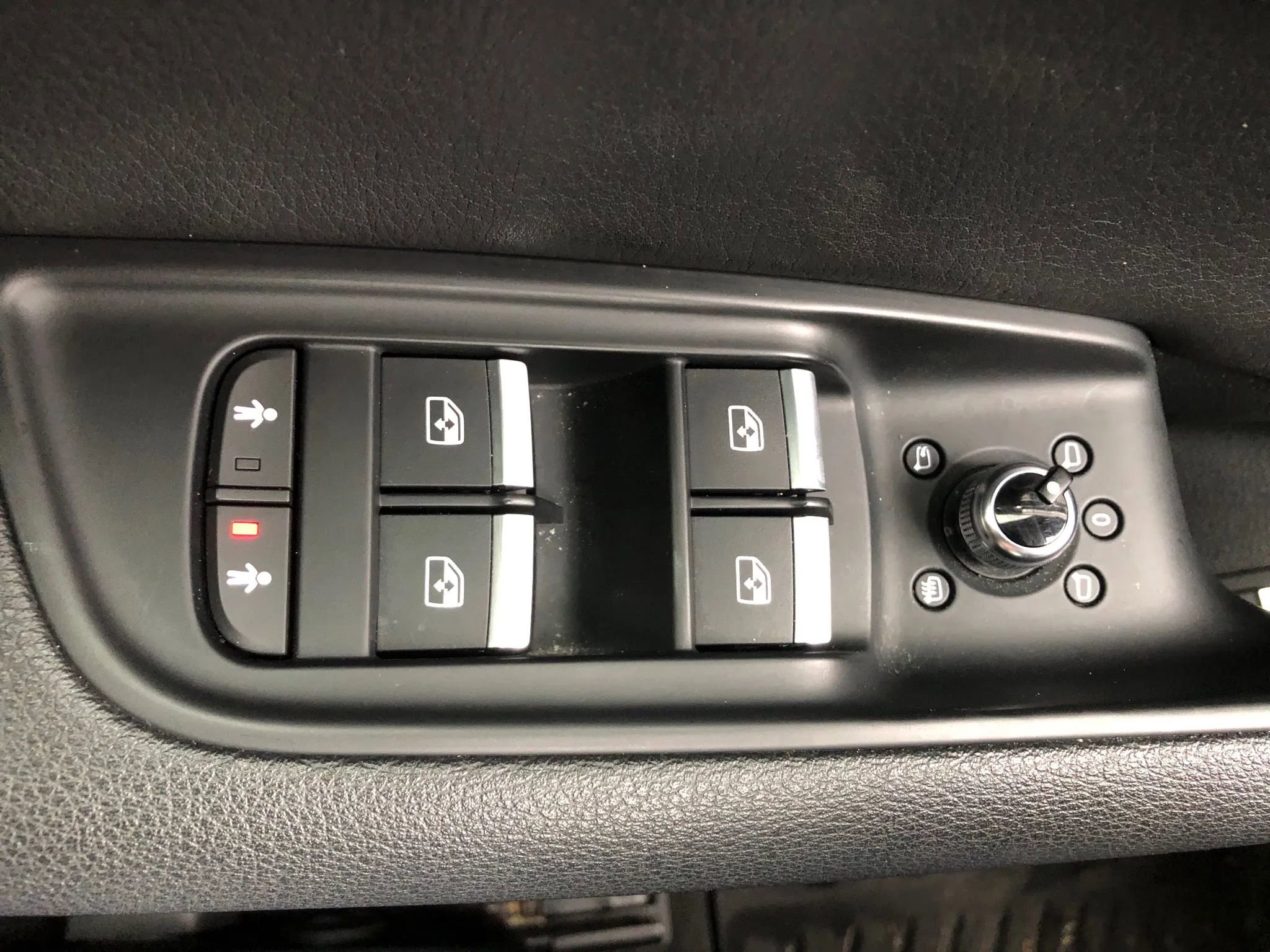 Used 2019 Audi Q7 3.0T Premium Plus image 38