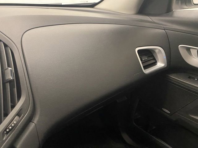 Used 2017 Chevrolet Equinox Premier w/ Enhanced Convenience Package AWD/4WD image 18
