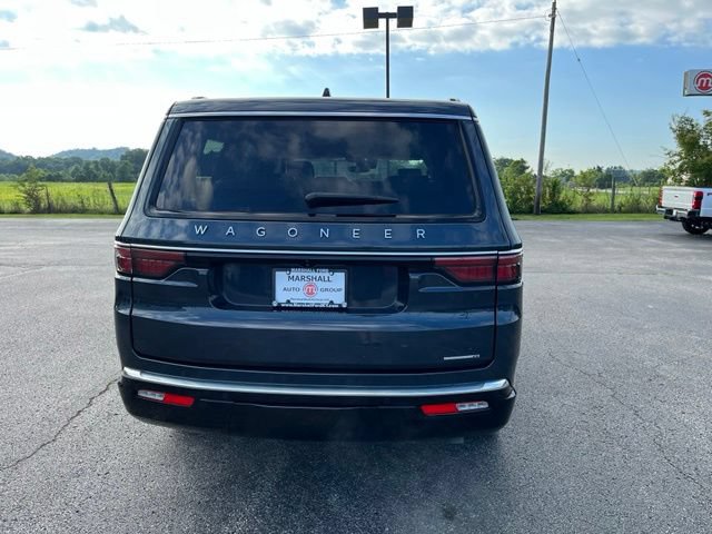 Used 2024 Jeep Wagoneer Series II w/ Flexible Seating Group AWD/4WD image 4