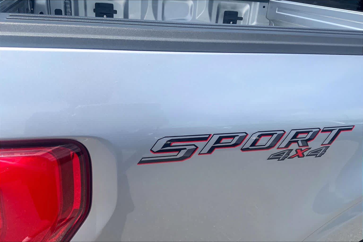 Used 2021 Ford F150 Lariat AWD/4WD image 10