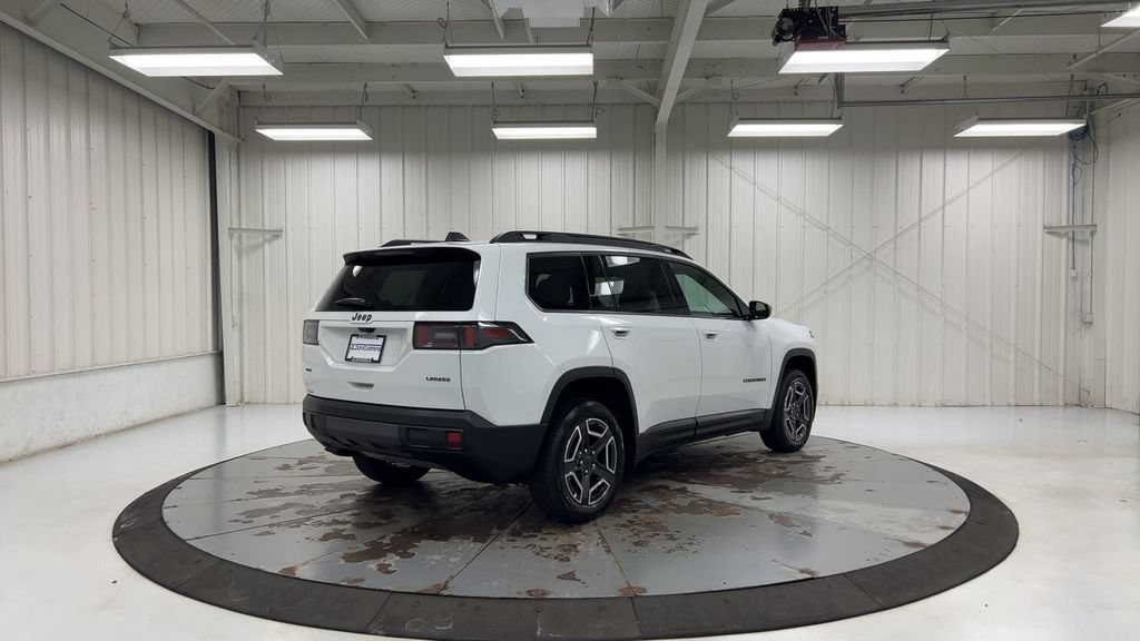 New 2026 Jeep Cherokee Laredo AWD/4WD image 8