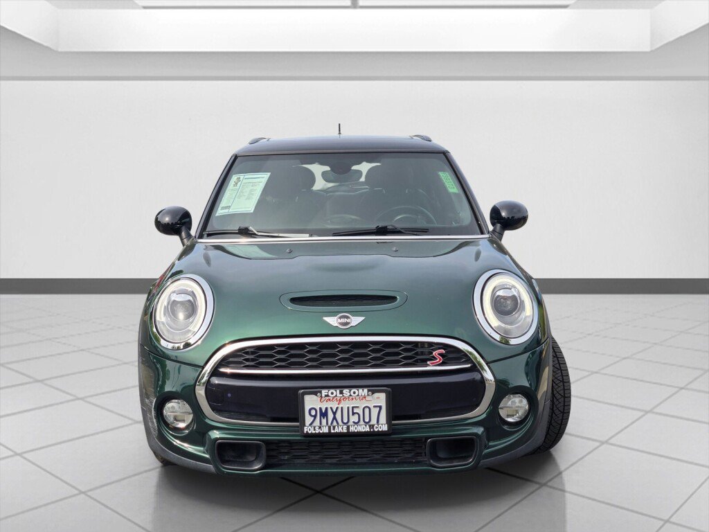 Used 2018 MINI Cooper S image 2