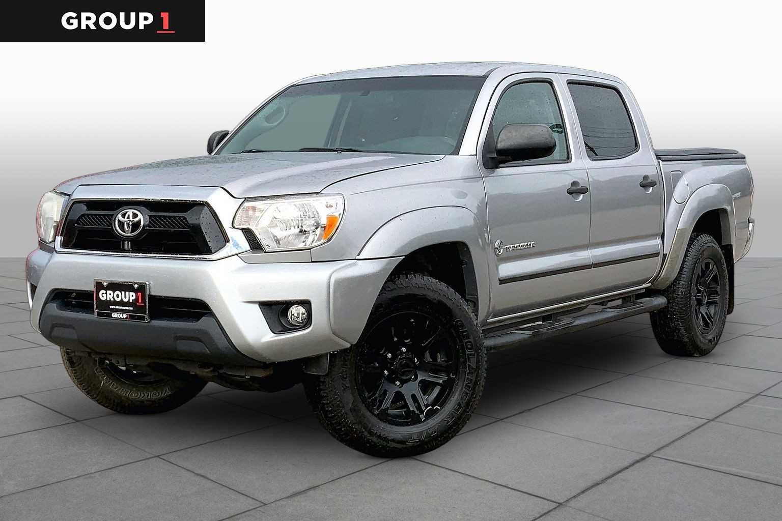Used 2015 Toyota Tacoma PreRunner w/ SR5 Package RWD image 1