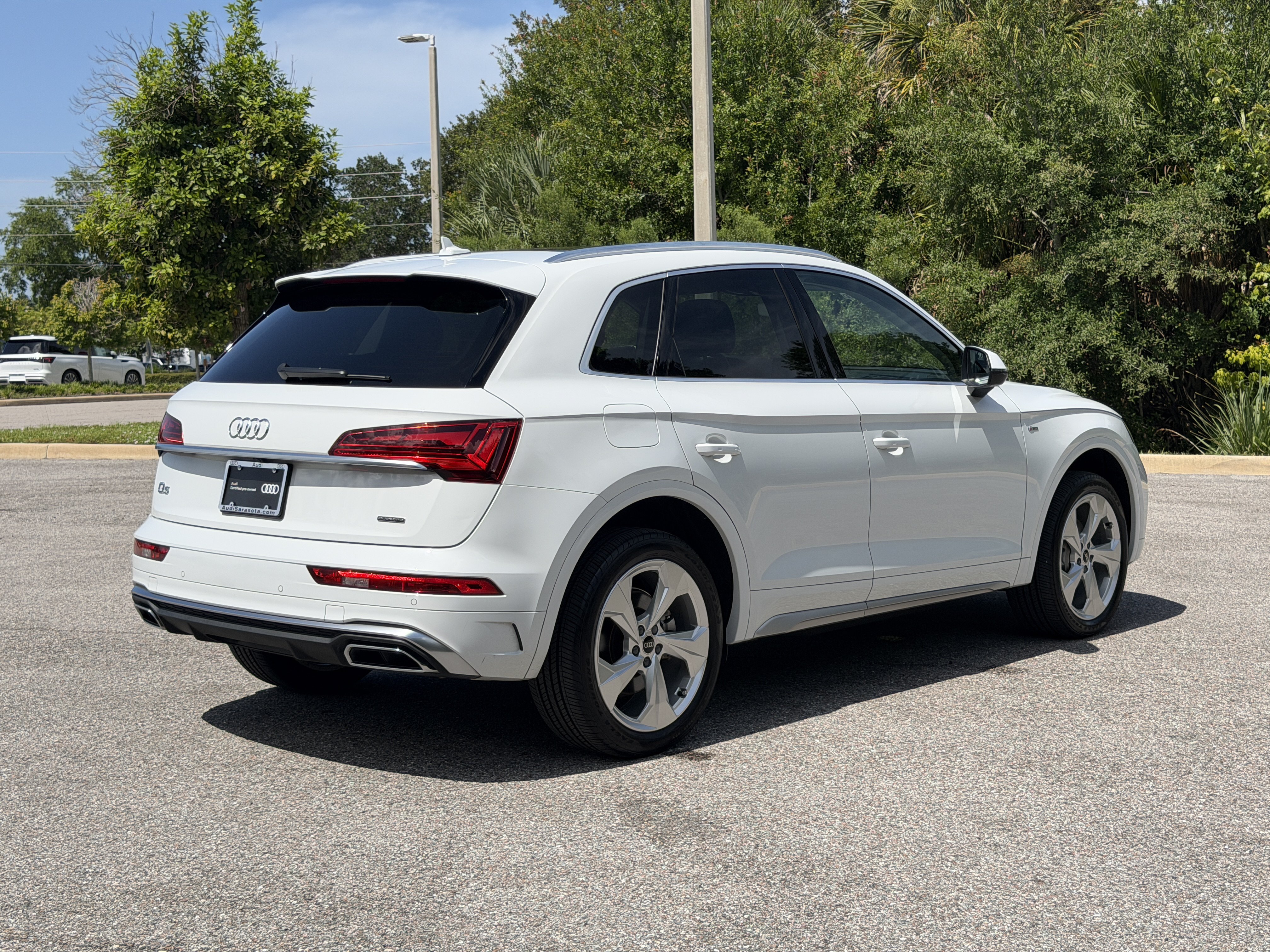 Certified 2023 Audi Q5 2.0T Premium Plus w/ Premium Plus Package AWD/4WD image 7