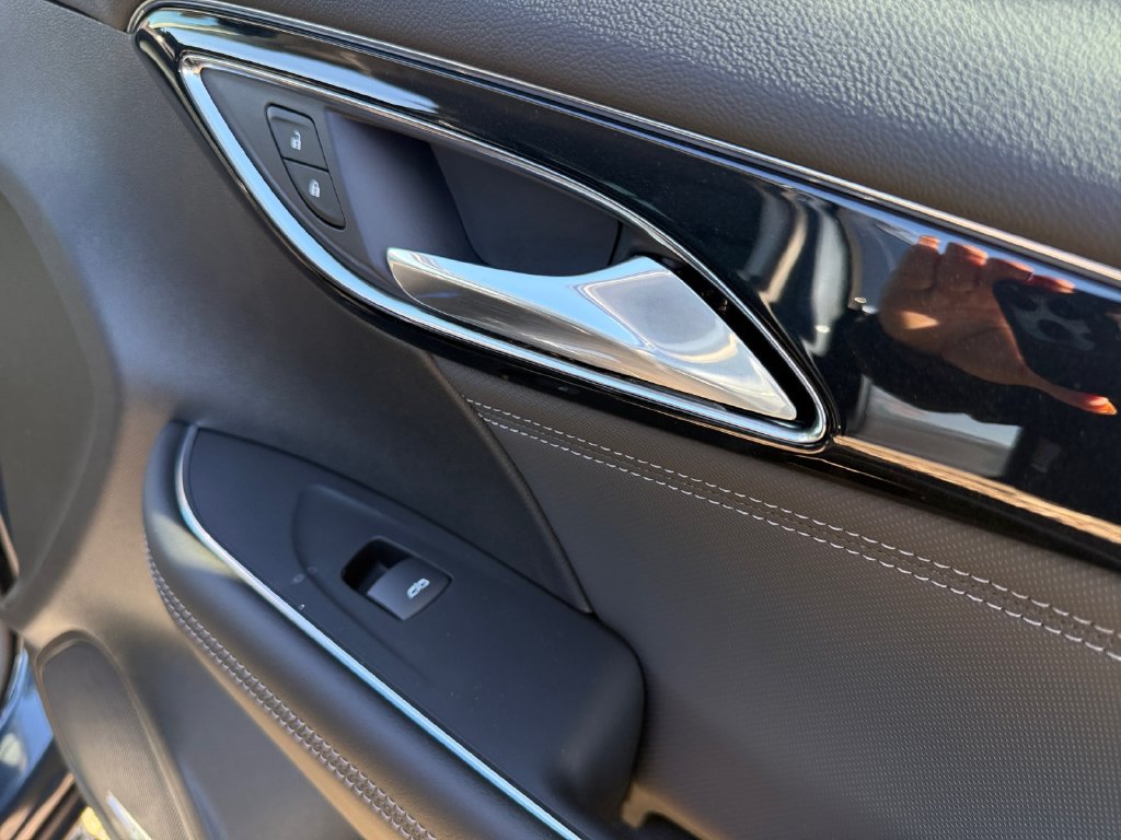 New 2026 Buick Envision Preferred AWD/4WD image 38