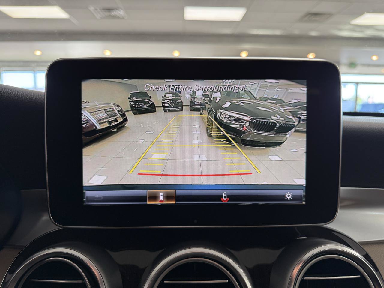 Used 2018 Mercedes-Benz C 300 Sedan w/ Multimedia Package image 18