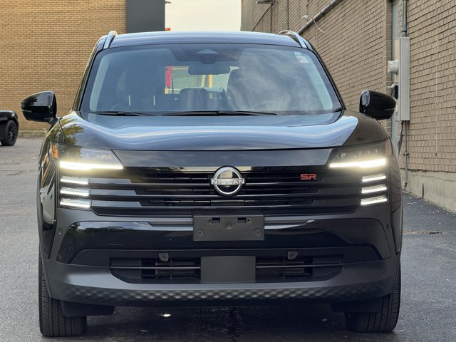 Used 2025 Nissan Kicks SR AWD/4WD image 29