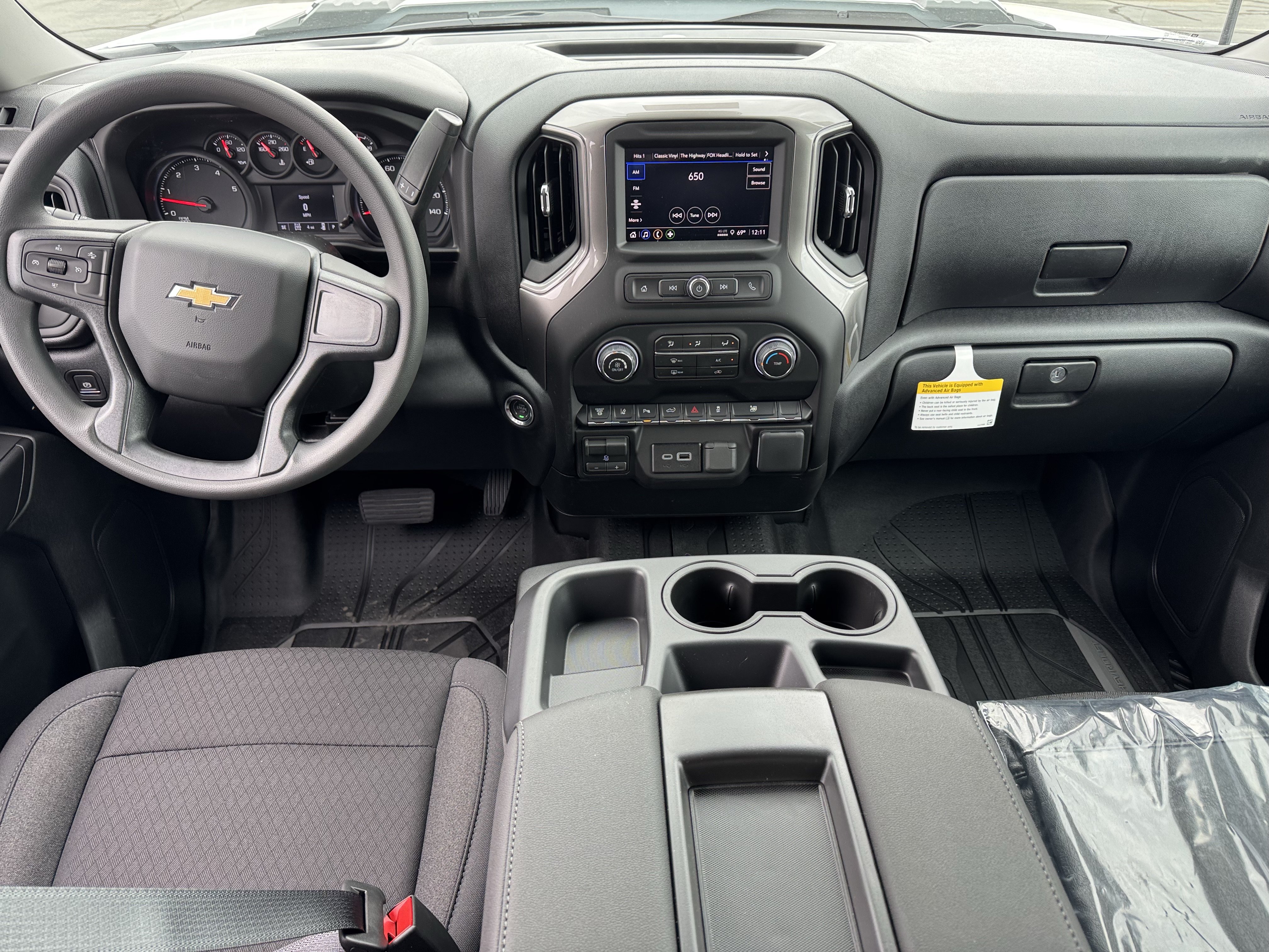 New 2026 Chevrolet Silverado 2500 Custom w/ Custom Value Package AWD/4WD image 17