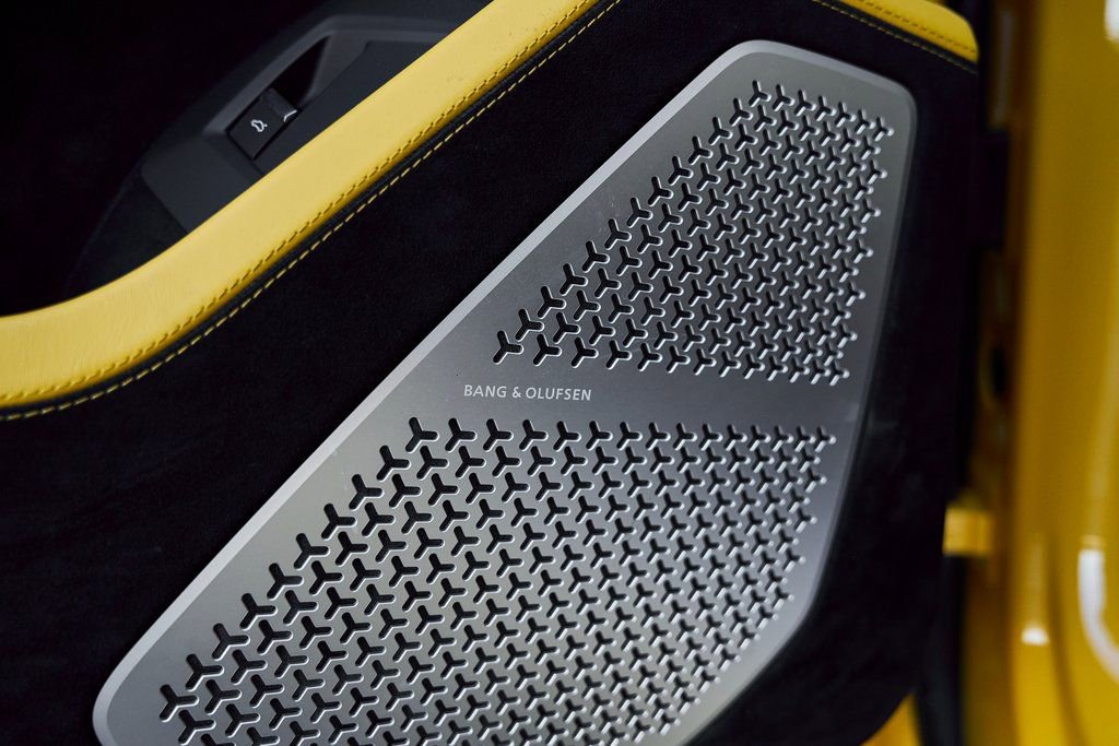 Used 2024 Lamborghini Urus Performante image 35