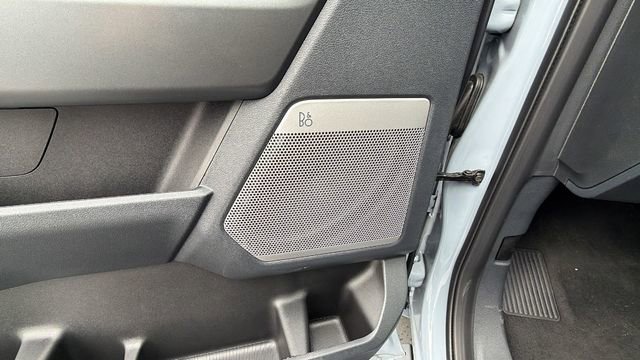 New 2026 Ford F250 Lariat w/ Black Appearance Package image 23